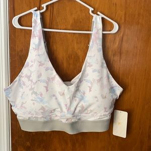 Fabletics Everyday Sports Bra, Size 3X or 22/24, Padded Cups, New with tag